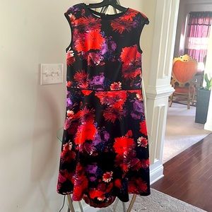 Size 10  floral London Times Dress. Used.